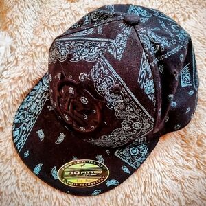 EMPYRE Stylish Black and Blue Bandana Pattern Cap